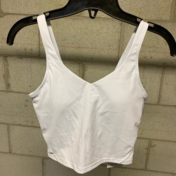 Crop Top for Women - Sleeveless Sports Tank Top - Picture 4 of 6